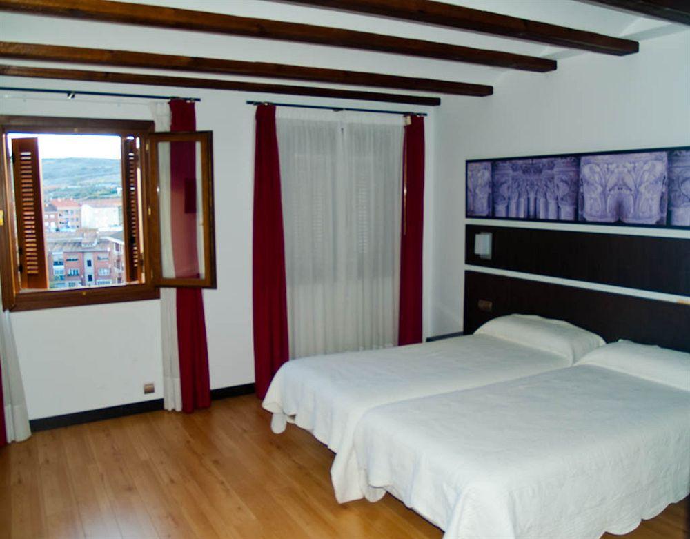 Hotel Rey Sancho Navarrete Esterno foto