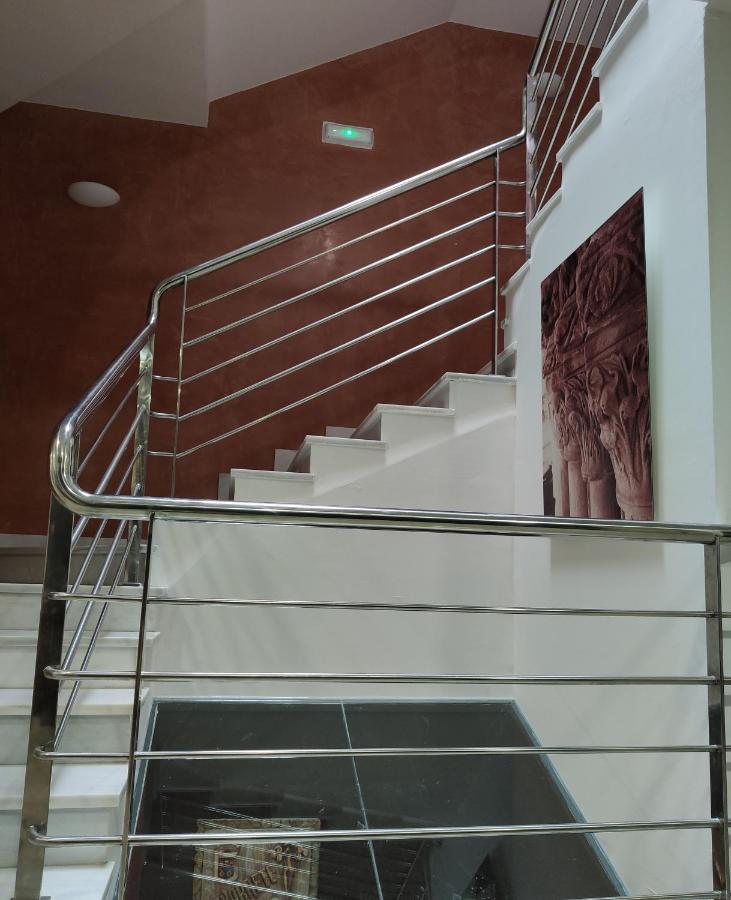 Hotel Rey Sancho Navarrete Esterno foto